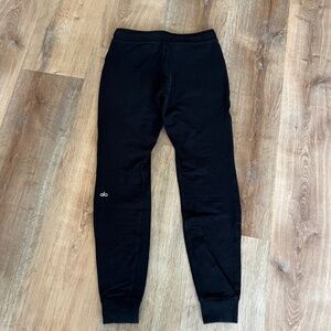 Alo Yoga Urban Moto Joggers